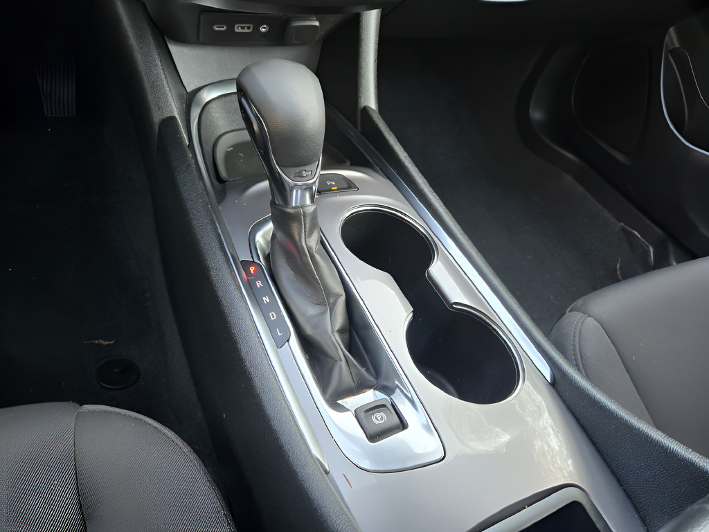 Used 2024 Chevrolet Malibu LT FWD image 18