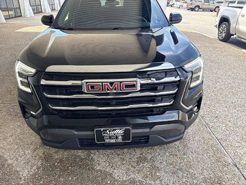 Certified 2025 GMC Terrain Elevation AWD/4WD image 31