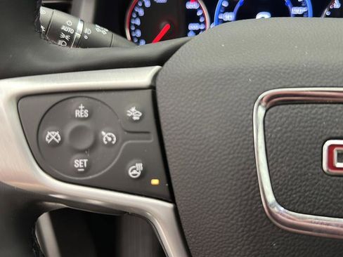 Used 2023 GMC Acadia SLT w/ Elevation Edition AWD/4WD image 19