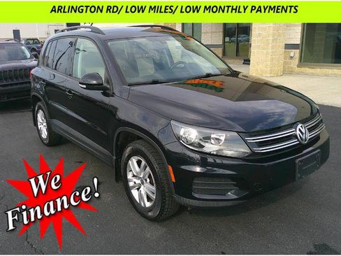 Used 2016 Volkswagen Tiguan S image 1