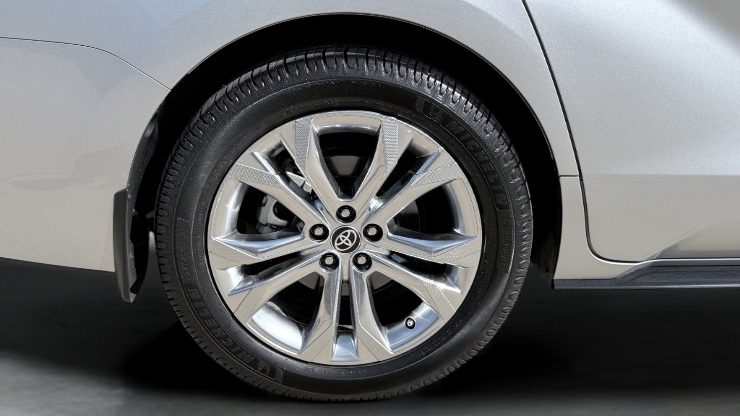 Used 2022 Toyota Sienna Platinum FWD image 14