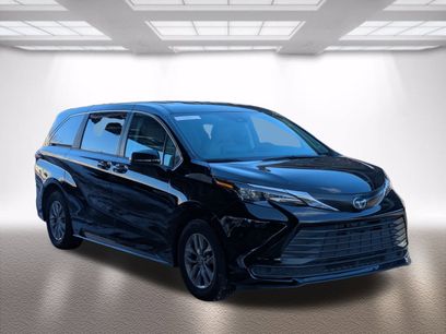 Certified 2024 Toyota Sienna LE