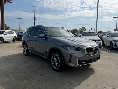 Used 2024 BMW X5 sDrive40i w/ Premium Package RWD image 5