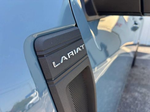 Used 2023 Ford Maverick Lariat w/ Lariat Luxury Package FWD image 11
