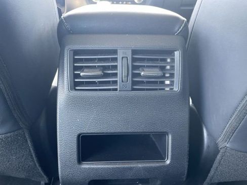 Used 2025 Mitsubishi Outlander SE FWD image 21
