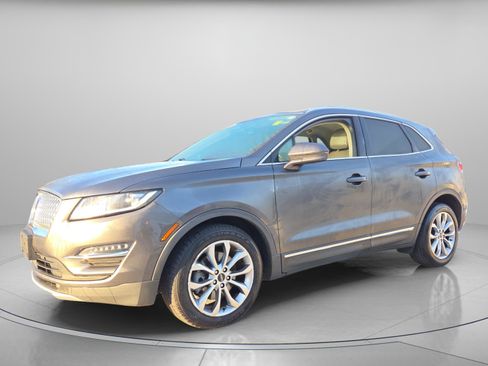 Used 2019 Lincoln MKC Select w/ Select Plus Package image 2