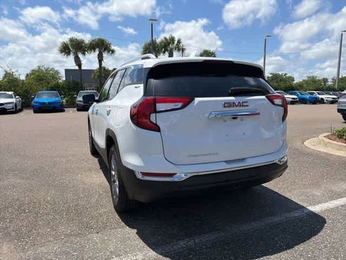 Used 2023 GMC Terrain SLT FWD image 18