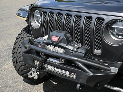 Used 2018 Jeep Wrangler Unlimited Rubicon w/ Dual Top Group AWD/4WD image 13