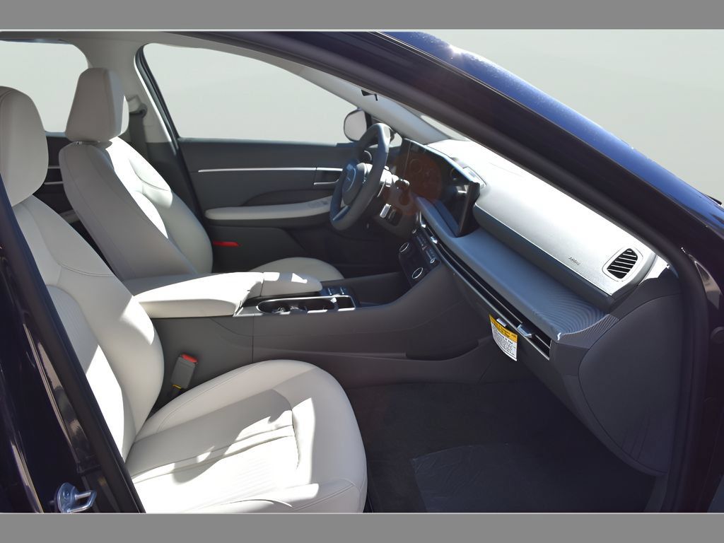 New 2026 Hyundai Sonata SEL FWD image 15