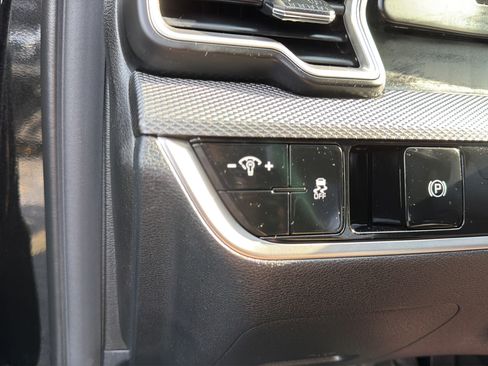 Used 2024 Kia Sportage LX FWD image 25