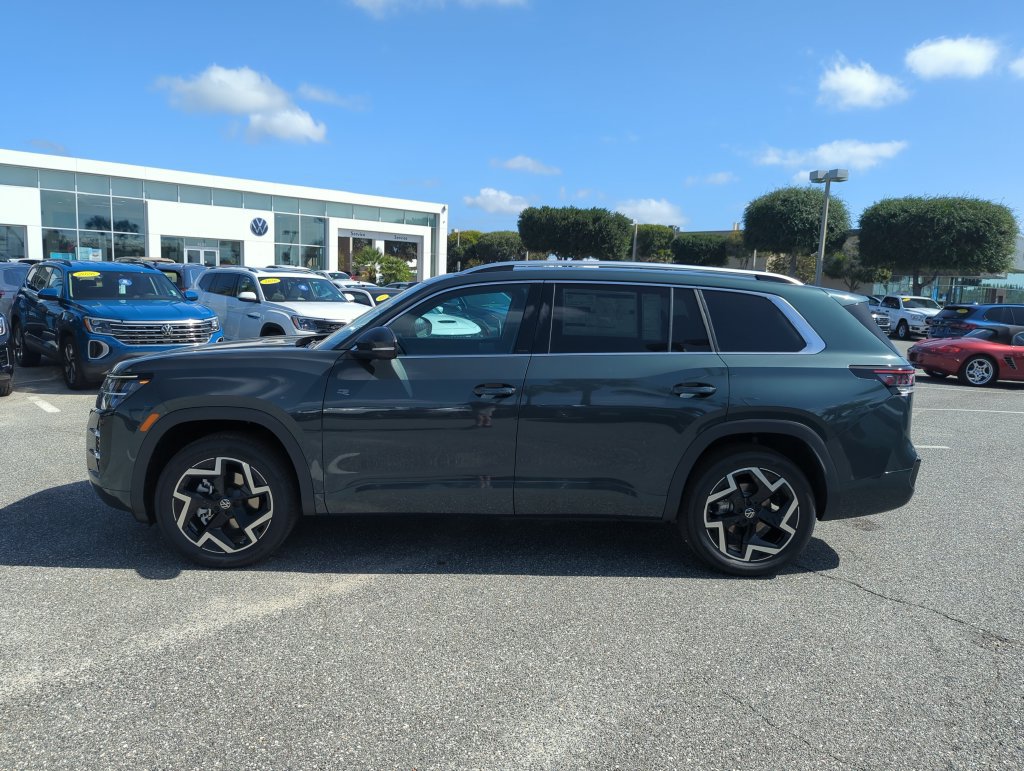 New 2027 Volkswagen Atlas SEL R-Line AWD/4WD image 11