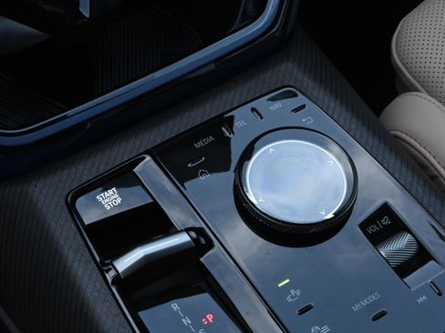 New 2026 BMW X3 xDrive30 w/ M Sport Package image 19