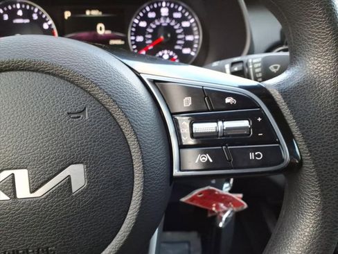 Certified 2023 Kia Forte LXS image 15