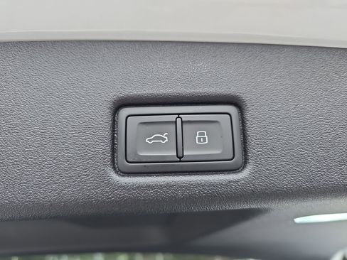 New 2025 Audi Q5 Premium Plus image 13