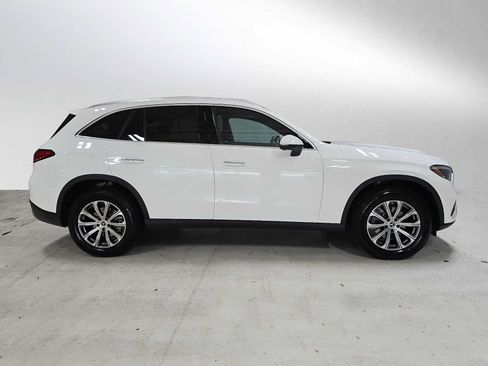 Certified 2026 Mercedes-Benz GLC 300 4MATIC image 2