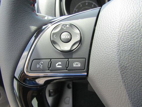 Used 2026 Mitsubishi Outlander Sport LE AWD/4WD image 17