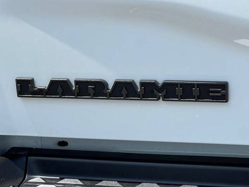 Used 2025 RAM 3500 Laramie AWD/4WD image 2