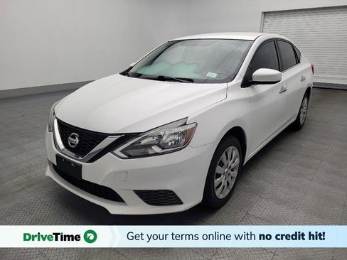 Used 2016 Nissan Sentra S image 1