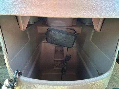 Used 2000 Ford E-350 and Econoline 350 Extended Super Duty RWD image 12