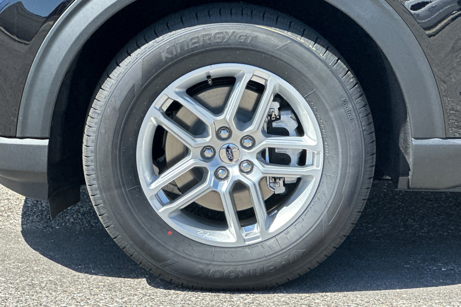 New 2026 Ford Explorer Active w/ Active Comfort Package RWD image 26