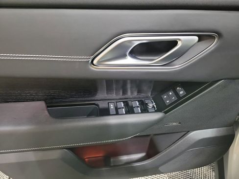 Used 2020 Land Rover Range Rover Velar R-Dynamic S image 15