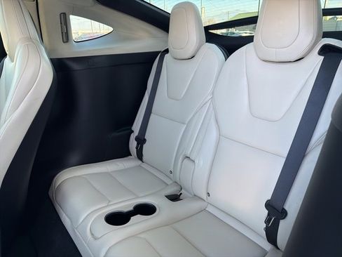 Used 2019 Tesla Model X 100D image 23