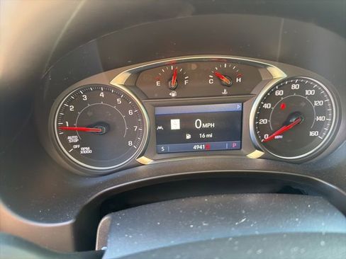 Certified 2024 GMC Terrain AT4 w/ Infotainment Package II image 9