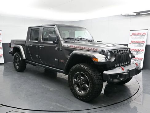 Used 2023 Jeep Gladiator Rubicon w/ Cold Weather Group image 2