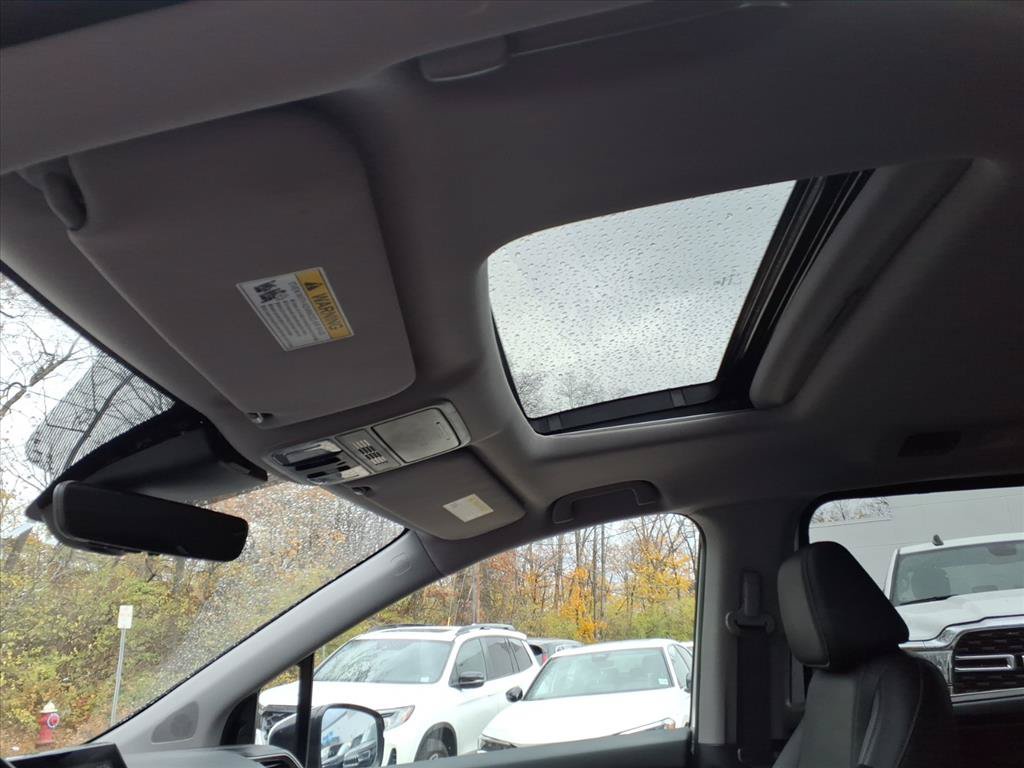 Used 2024 Honda Odyssey EX-L image 10