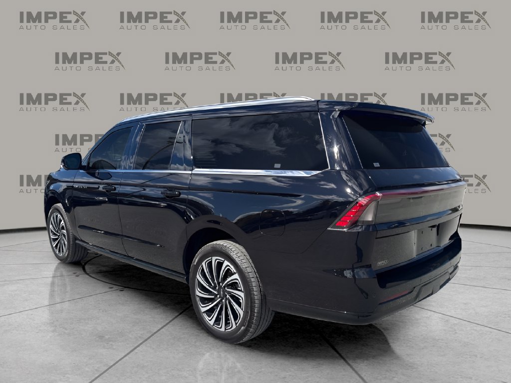 Used 2026 Lincoln Navigator L Black Label AWD/4WD image 3