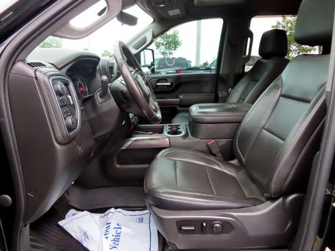 Used 2020 Chevrolet Silverado 2500 LTZ image 30