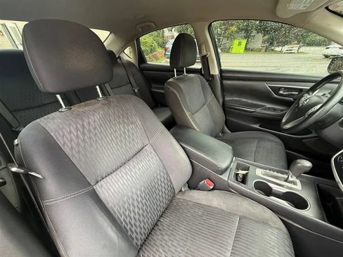 Used 2017 Nissan Altima 2.5 S FWD image 19