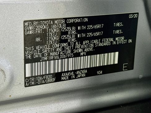Used 2020 Toyota RAV4 LE w/ All Weather Liner Package AWD/4WD image 30