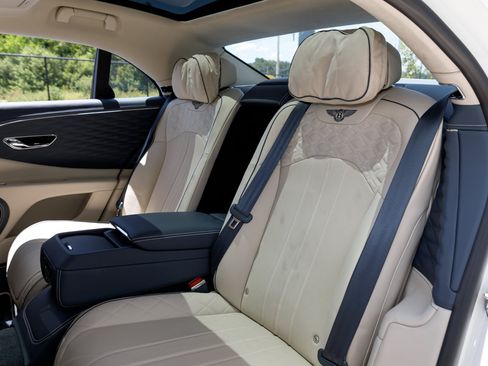 Certified 2024 Bentley Flying Spur W12 AWD/4WD image 20