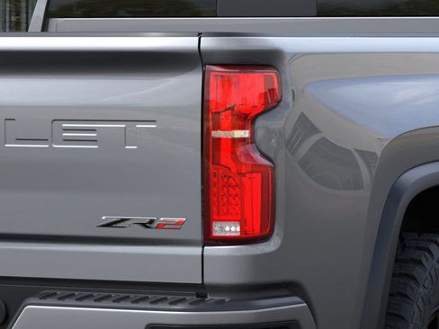 New 2026 Chevrolet Silverado 2500 ZR2 AWD/4WD image 11