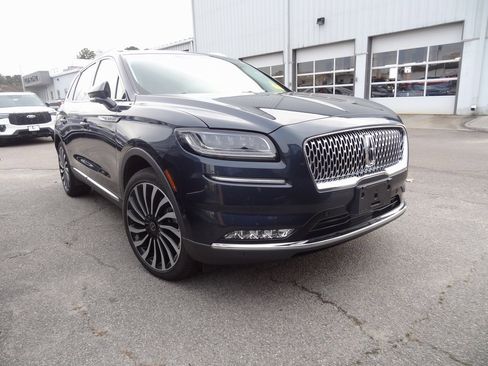 Used 2023 Lincoln Nautilus Black Label w/ Class II Trailer Tow Package image 1