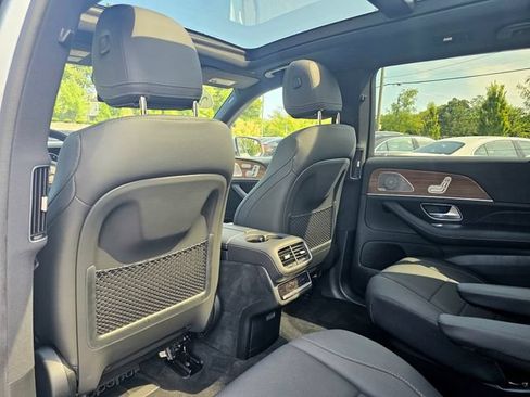 Certified 2025 Mercedes-Benz GLS 450 4MATIC w/ AMG Line Exterior image 28