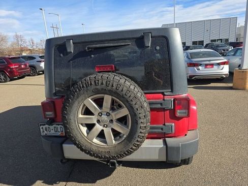 Used 2012 Jeep Wrangler Unlimited Sahara w/ Connectivity Group image 5