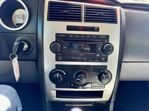 Used 2007 Dodge Charger SXT w/ Comfort Seating Group image 9