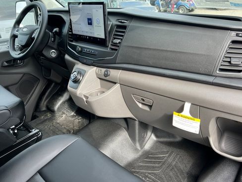 New 2026 Ford E-Transit Low Roof w/ Load Area Protection Package image 16