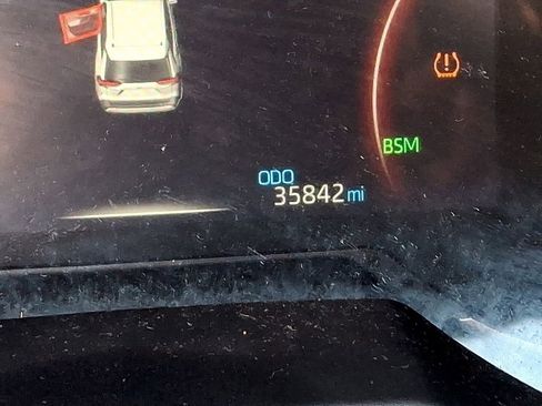 Used 2023 Toyota RAV4 XLE w/ Convenience Package image 21