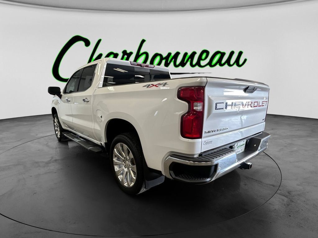 Used 2020 Chevrolet Silverado 1500 LTZ w/ LTZ Premium Package AWD/4WD image 3