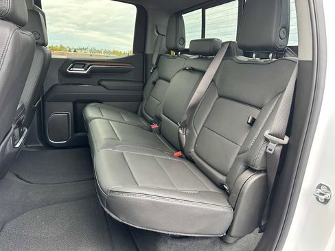 Used 2025 GMC Sierra 1500 Denali w/ Denali Reserve Package image 18