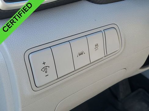 Used 2019 Hyundai Tucson SE image 32