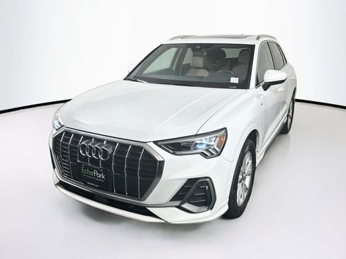 Used 2025 Audi Q3 2.0T Premium AWD/4WD image 3