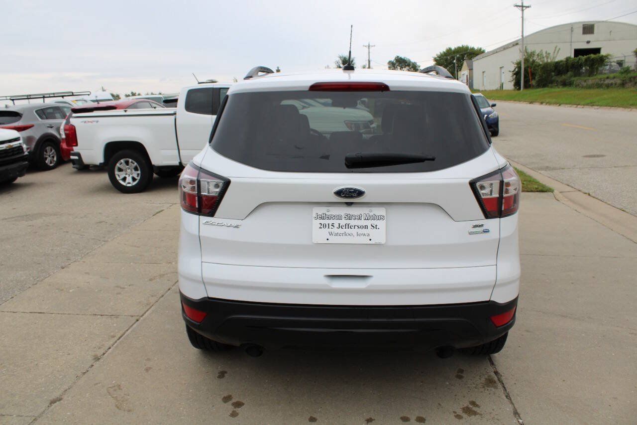 Used 2018 Ford Escape SE w/ SE Sport Appearance Package AWD/4WD image 7