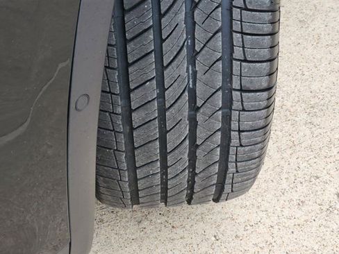 Used 2020 Tesla Model X Long Range image 17