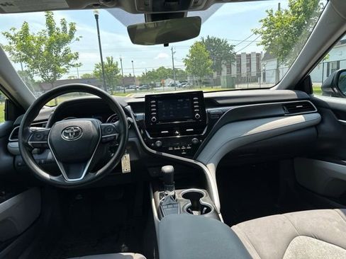 Used 2023 Toyota Camry LE FWD image 3