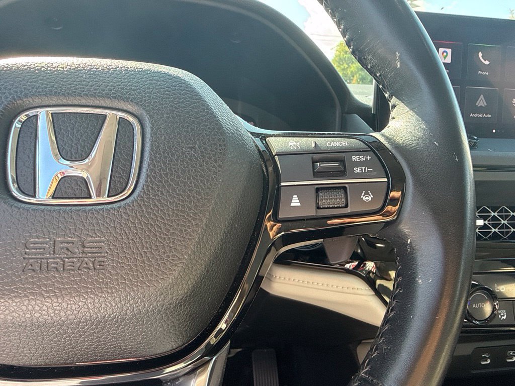 Used 2023 Honda Accord Touring image 8