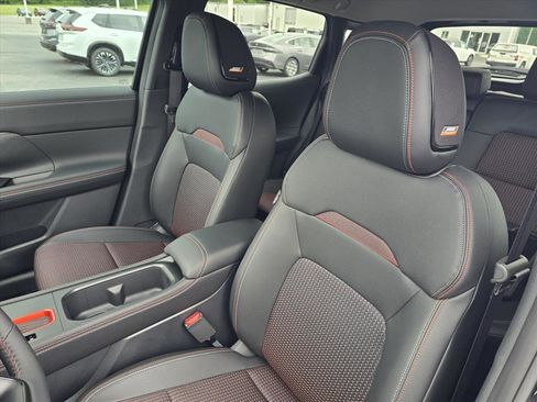 New 2026 Nissan Kicks SR AWD/4WD image 12